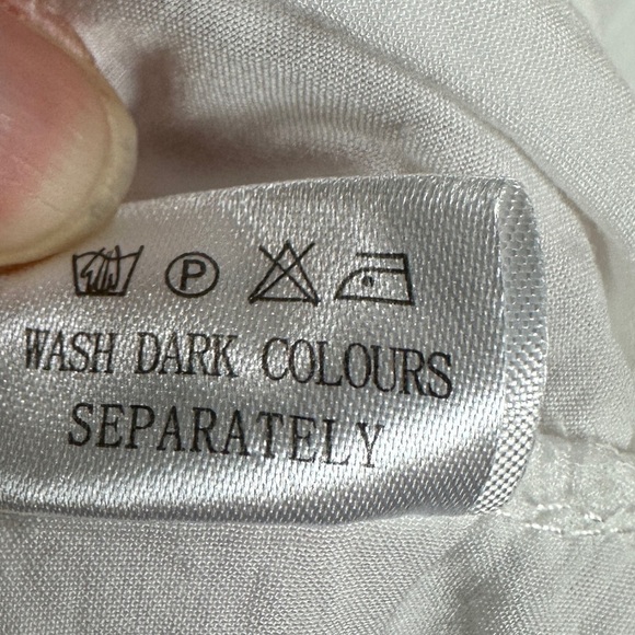 Beauty CARRIAGE COURT‎ white EMBROIDERED LACE crochet GRANNY GOWN NIGHTGOWN Sz M - Picture 4 of 6